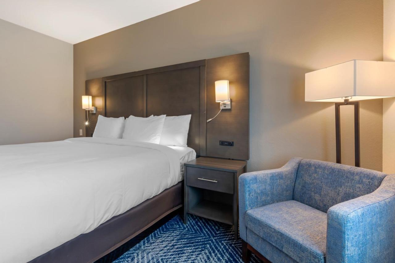 Comfort Inn & Suites Balch Springs - Se Dallas Bagian luar foto